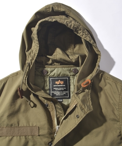 Alpha Industries（アルファインダストリーズ）の「ALPHA