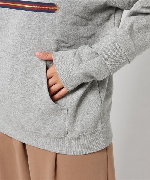 MOUSSY（マウジー）の「MOUSSY CLASSIC PKJ（パーカー・レディース・トップグレー/ボルドー/ホワイト/ブラック・FREE）」の5枚目の写真