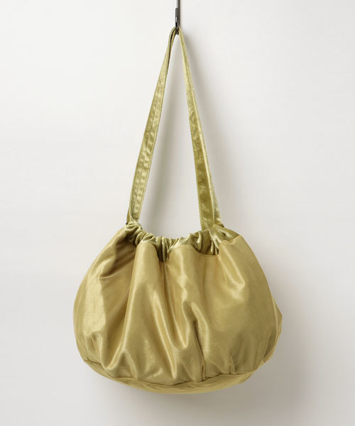 merlot plus(メルロープリュス)の「チュールベロアショルダーバッグ2414(ショルダーバッグ・レディース・ブラック/パープル/ベージュ/ワイン/イエロー・FREE)」の8枚目の写真