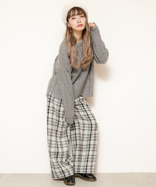 RAY CASSIN(レイカズン)の「チェックハイウエストワイドパンツ(その他パンツ・レディース・グレー/チャコールグレー/ワイン・FREE)」の3枚目の写真