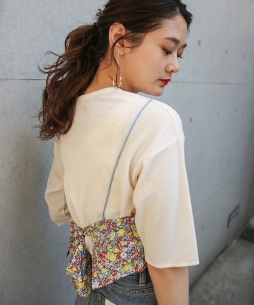 PAGEBOY(ページボーイ)の「花柄ビスチェセット(Tシャツ/カットソー・レディース・ベージュ系その他/ホワイト系その他・FREE)」の18枚目の写真