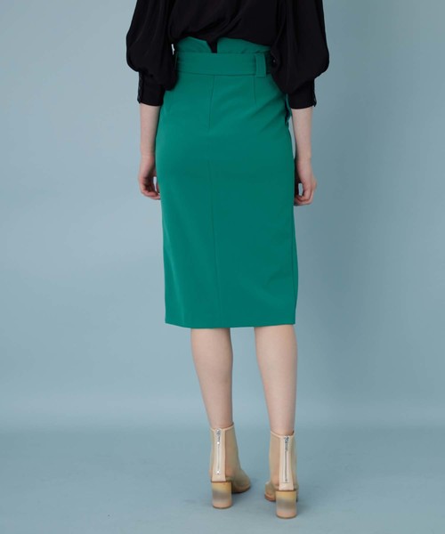 UNITED TOKYO（ユナイテッドトウキョウ）の「スプリットウエストスカート（スカート・レディース・グリーン/ネイビー/ベージュ・1/2）」の13枚目の写真