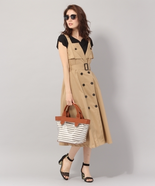 Andemiu(アンデミュウ)の「【ネイビー限定】ハートVネックカットソー795190(Tシャツ/カットソー・レディース・ネイビー/オフホワイト/グリーン/ブラック・FREE)」の7枚目の写真