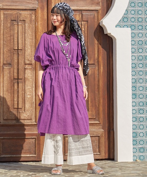 チャイハネ(チャイハネ)の「【チャイハネ】ロングスリット ビッグシルエットワンピース(ワンピース・レディース・ホワイト/ブラック/オレンジ/グリーン/イエロー/ブルー/レッド/パープル/ベージュ/カーキ/ライトブルー/レッド系その他/グリーン系その他/レンガ・FREE)」の9枚目の写真