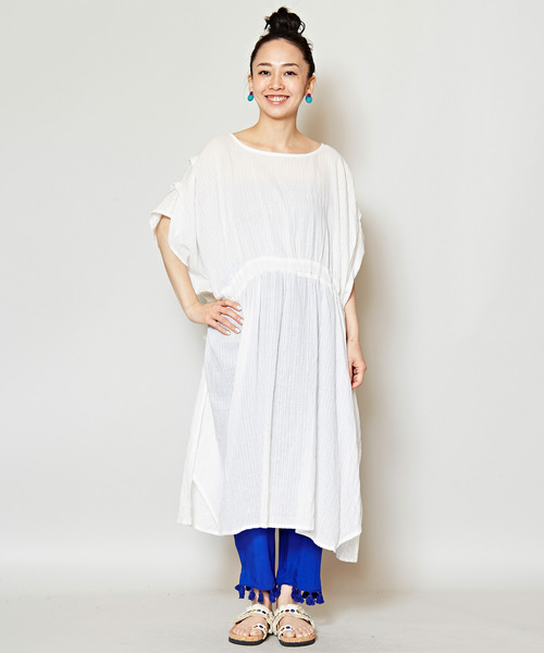 チャイハネ(チャイハネ)の「【チャイハネ】ロングスリット ビッグシルエットワンピース(ワンピース・レディース・ホワイト/ブラック/オレンジ/グリーン/イエロー/ブルー/レッド/パープル/ベージュ/カーキ/ライトブルー/レッド系その他/グリーン系その他/レンガ・FREE)」の15枚目の写真