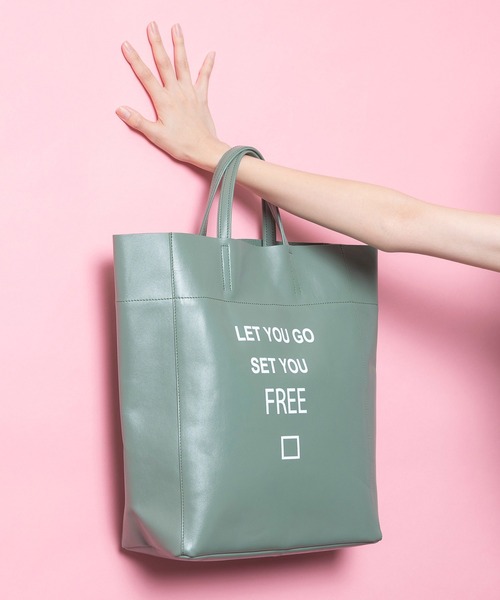 intoxic.（イントキシック）の「intoxic イントキシック 【RESONATES】new leather line "taken"（トートバッグ・レディース・ブラック/ホワイト/グレー/グリーン・FREE）」の16枚目の写真