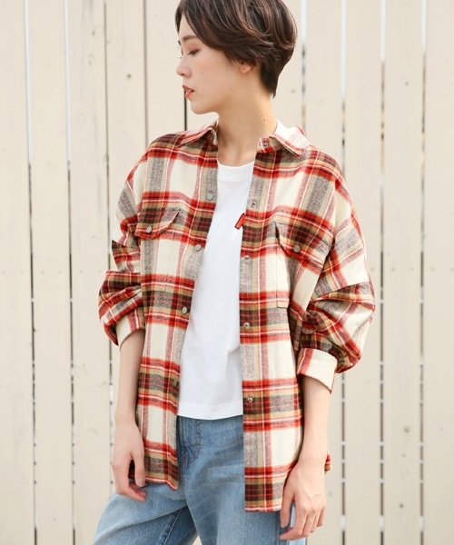 LOWRYS FARM（ローリーズファーム）の「ＢＩＧチェックシャツ　804840（シャツ/ブラウス・レディース・ブラウン/ネイビー/レッド・FREE）」の3枚目の写真