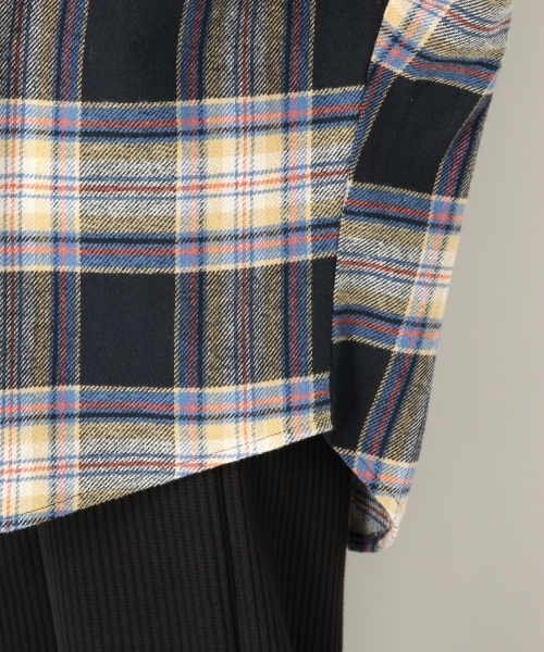 LOWRYS FARM（ローリーズファーム）の「ＢＩＧチェックシャツ　804840（シャツ/ブラウス・レディース・ブラウン/ネイビー/レッド・FREE）」の14枚目の写真