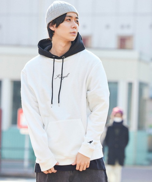 KANGOL(カンゴール)の「▽WEB限定 KANGOL/カンゴール 別注ロゴ刺繍 オーバーサイズ プルオーバー フーディー パーカー(パーカー・メンズ・ブラック/オフホワイト/杢グレー/ワイン/ダークグリーン/ベージュ/ブラウン/ロイヤルブルー/ネイビー/ライトオリーブ/ブラック系その他/ベージュ系その他/ピンク/ホワイト系その他/ライトブラウン/ダークベージュ/ベージュ系その他2/チャコール/ブルーグリーン/パープル系その他/ライトブルー/グレー系その他/ライトピンク/グリーン系その他/ライトベージュ/パープル系その他2/グリーン系その他3/グリーン系その他6/グレー系その他3/ベージュ系その他3/ベージュ系その他4/ベージュ系その他5/グリーン系その他2/ホワイト系その他4/ホワイト系その他5/ブラック系その他3/ブラック系その他4/ブラック系その他5/ホワイト系その他3/レッド系その他/ブルー系その他/ブラウン系その他/グレー系その他4/ブラウン系その他2/レッド系その他2/ベージュ系その他6/ブルー系その他2/グリーン系その他5/グリーン系その他4/ブラック系その他2/ホワイト系その他2/グレー系その他2/グリーン系その他7/ホワイト系その他6/アッシュブラウン/その他2/ブラック系その他6/ブラウン系その他3/ベージュ系その他7/ブルー系その他3/グレイッシュベージュ/その他/その他5/その他4/その他6/その他3/その他7/ブラック系その他7/ホワイト系その他7・S/M/L/XL)」の6枚目の写真