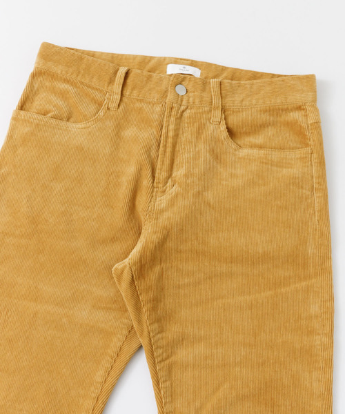 URBAN RESEARCH Sonny Label（アーバンリサーチサニーレーベル）の「コーデュロイストレッチテーパードパンツ（その他パンツ・メンズ・マスタード/ブラック/ブラウン/カーキ・MEDIUM/LARGE）」の20枚目の写真