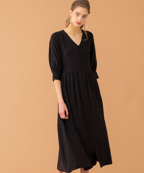 UNITED TOKYO（ユナイテッドトウキョウ）の「フレアーロングワンピース（ワンピース・レディース・ブラック/ラベンダー・1/2）」の9枚目の写真