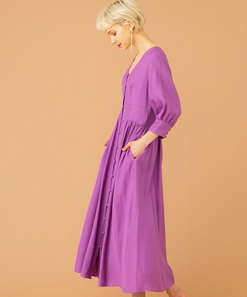 UNITED TOKYO（ユナイテッドトウキョウ）の「フレアーロングワンピース（ワンピース・レディース・ブラック/ラベンダー・1/2）」の14枚目の写真