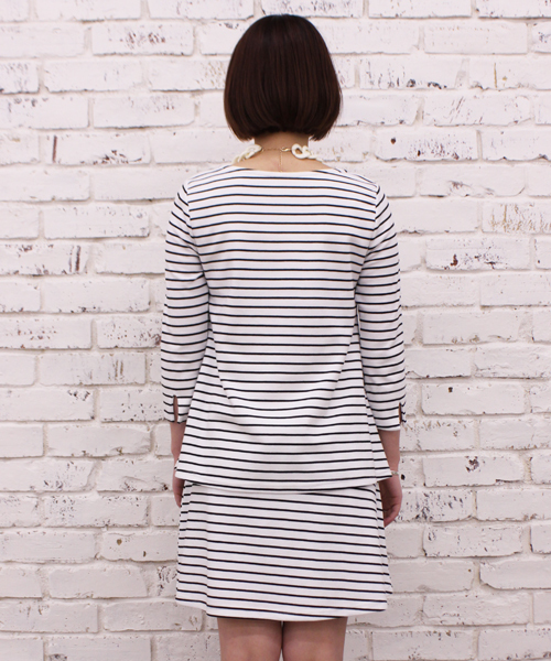 mystic（ミスティック）の「ティアードボーダーワンピース（ワンピース・レディース・オフホワイト/ブラック/グレー/ネイビー・ﾌﾘ-）」の5枚目の写真