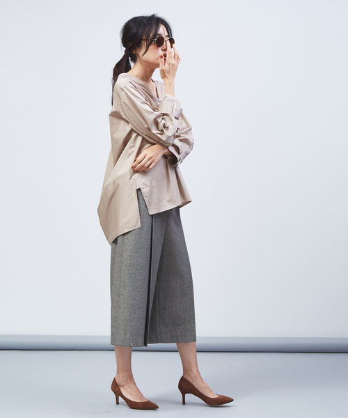 qualite(カリテ)の「Vネックフラップポケットシャツ(シャツ/ブラウス・レディース・その他/ベージュ・38)」の18枚目の写真