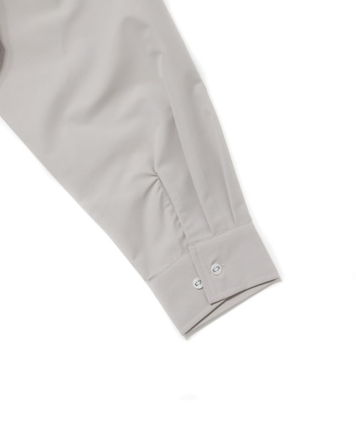 ADD SEOUL（エーディーディーソウル）の「『ADD SEOUL』DIAGONAL PLACKET SHIRT / ディアゴナル ボタン プラケット レギュラー シャツ（シャツ/ブラウス・メンズ・グレー/カーキ・1/2）」の5枚目の写真