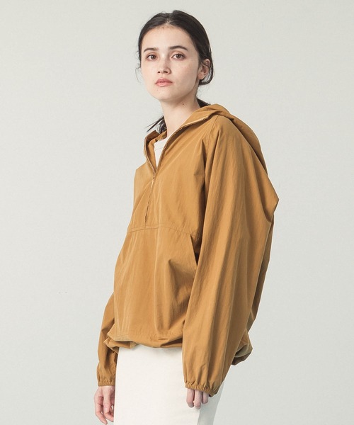 ALLUMER（アリュメール）の「マウンテンパーカー（マウンテンパーカー・レディース・ブラック/キャメル/ホワイト・1）」の3枚目の写真