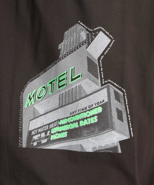 niko and...（ニコアンド）の「ハーフトーンドットロゴロンT（Tシャツ/カットソー・レディース・ピンク/オレンジ/チャコール・MEDIUM/LARGE）」の18枚目の写真