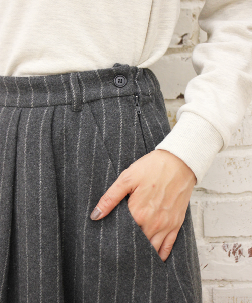Kastane（カスタネ）の「【Kastane】ウールキュロットパンツ（その他パンツ・レディース・ブラウン/ネイビー/ストライプ・FREE）」の5枚目の写真