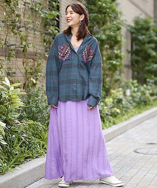 チチカカ（チチカカ）の「アシッドナバホ刺繍　スカート（スカート・レディース・ターコイズブルー/キャメル/パープル・FREE）」の6枚目の写真