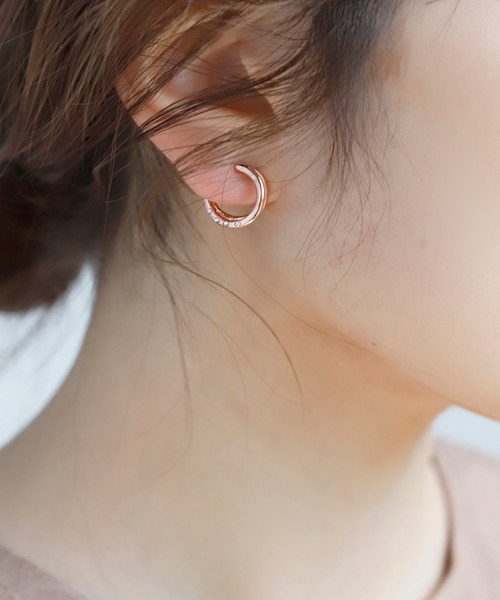 ANEMONE（アネモネ）の「ダブルラインサークルのコンヴォルヴイヤリング（イヤリング・レディース・ピンクゴールド/ゴールド/シルバー・FREE）」の3枚目の写真