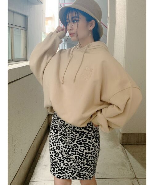 GYDA（ジェイダ）の「IL LA BUNNY BIGパーカー（パーカー・レディース・ブラック/ベージュ/ピンク・FREE）」の12枚目の写真