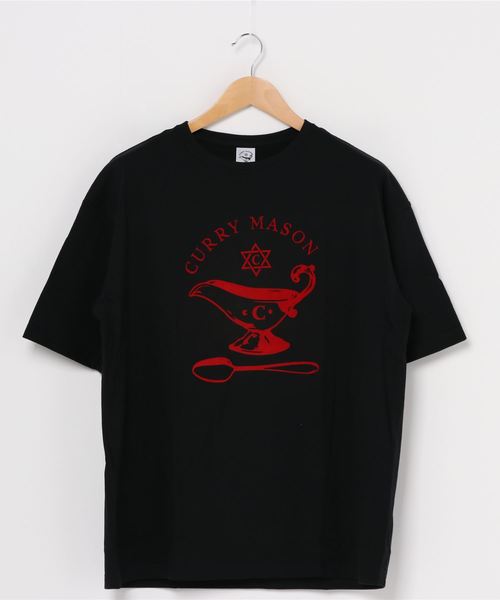 CURRY MASON（カリーメイソン）の「☆【CURRY MAISON】カリーメイソン LOGO BIG TEE（Tシャツ/カットソー・メンズ・ホワイト/ブラック・SMALL/X-LARGE/LARGE/MEDIUM）」の2枚目の写真