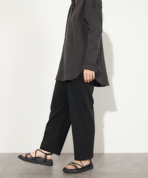 natural couture(ナチュラルクチュール)の「ウォッシャブル美シルエットパンツ XSサイズ(その他パンツ・レディース・ブラック/パープル/オフホワイト/イエロー/ミント・X-SMALL)」の12枚目の写真