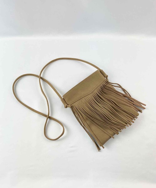ALTROSE（アルトローズ）の「フリンジショルダーバッグ[ナイア]（ショルダーバッグ・レディース・ブラック/ベージュ/ブラウン/アイボリー・FREE）」の8枚目の写真