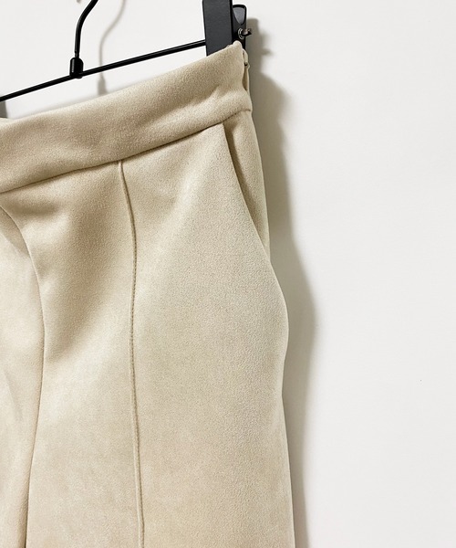 ARCANUM DESIGN（アルカナムデザイン）の「ARL フェイクスウェードフレアーパンツ（その他パンツ・レディース・ブラック/アイボリー・S/M）」の20枚目の写真