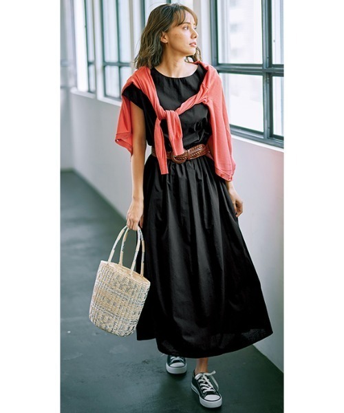 GeeRA（ジーラ）の「綿100％ギャザーフレアーワンピース（ワンピース・レディース・パープル/ブラック/チェック・SMALL/LARGE/XX-LARGE/MEDIUM/X-LARGE）」の4枚目の写真