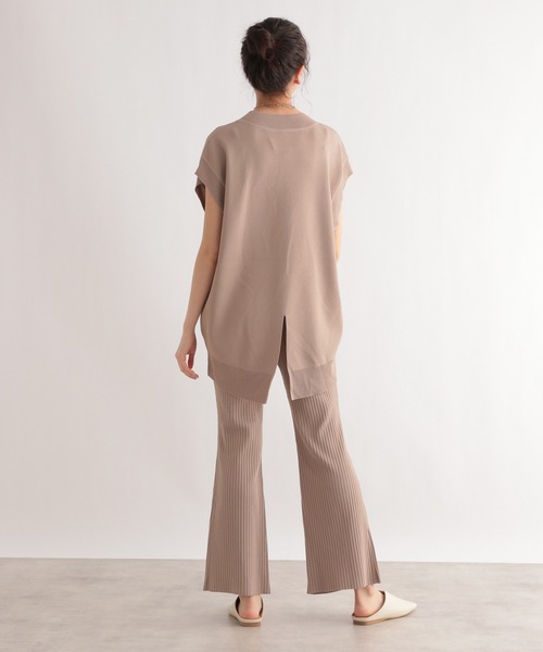 LE FOYER（ルフォワイエ）の「【一部カラーセットアップ展開】ニットベスト（ニット/セーター・レディース・アイボリー/ブラック/グレー・38）」の10枚目の写真