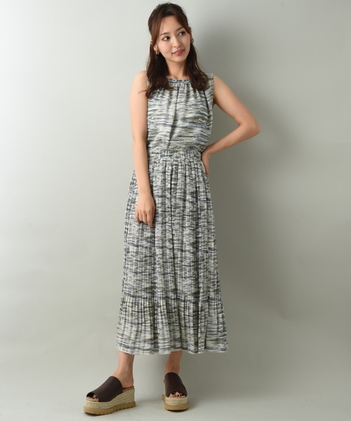 INTERPLANET（インタープラネット）の「プリントシアーギャザープリーツスカート（スカート・レディース・ブルー/オフホワイト・FREE）」の8枚目の写真