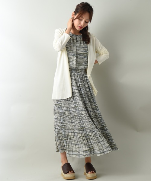 INTERPLANET（インタープラネット）の「プリントシアーギャザープリーツスカート（スカート・レディース・ブルー/オフホワイト・FREE）」の14枚目の写真