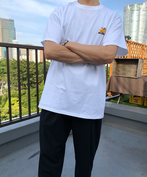 PROJECT SR'ES（プロジェクトエスアールエス）の「【GARFIELD/ガーフィールド】ALOHA刺繍Tシャツ（Tシャツ/カットソー・メンズ・ホワイト/ブラック/ベージュ・MEDIUM/LARGE）」の6枚目の写真