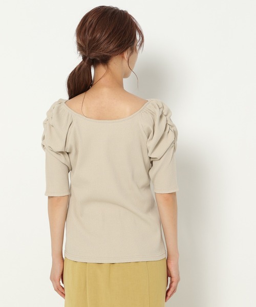 mysty woman（ミスティウーマン）の「パワショル2WAYショートスリーブ 950570（Tシャツ/カットソー・レディース・ブラック/オフホワイト/カーキ/ライトベージュ・FREE）」の15枚目の写真