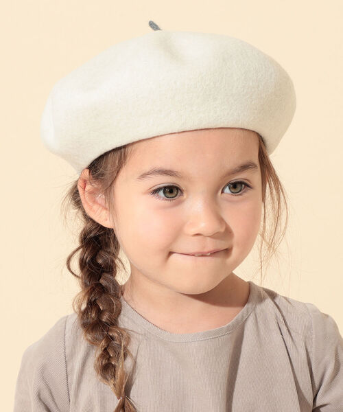 こども ビームス（コドモビームス）の「INFIELDER DESIGN × こども ビームス / 配色 チョビ ベレー帽 (S～M)（ハンチング/ベレー帽・キッズ・グレー/オフホワイト/ピンク/ライトブラウン/ケリー/イエロー系その他5/ネイビー・S(約49cm）/M(約52cm））」の2枚目の写真