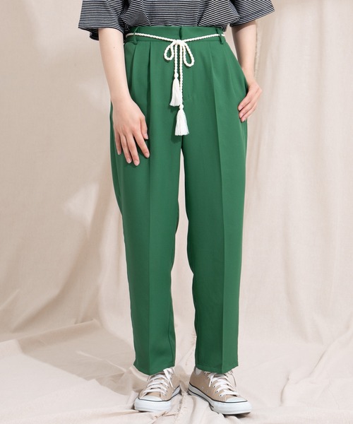 kutir(クティール)の「【紐付き】カラーテーパードパンツ(スラックス・レディース・ブラック/レッド/ピンク/ブルー/グリーン/アイボリー・SMALL/MEDIUM/LARGE)」の3枚目の写真