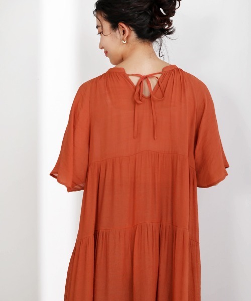 Bou Jeloud（ブージュルード）の「スタイルアップ◆リラックスティアードワンピース（ワンピース・レディース・チャコールグレー/パープル/テラコッタ・FREE）」の5枚目の写真