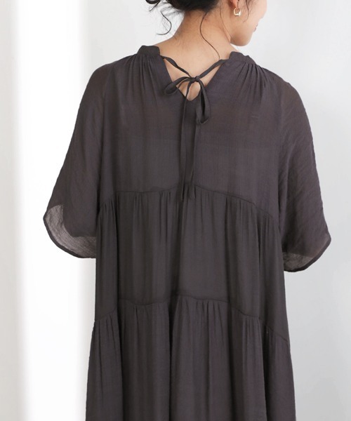 Bou Jeloud（ブージュルード）の「スタイルアップ◆リラックスティアードワンピース（ワンピース・レディース・チャコールグレー/パープル/テラコッタ・FREE）」の9枚目の写真