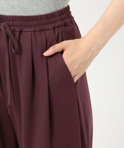 J.PRESS(ジェイプレス)の「【洗える】EKIAN ポンチジャージー ワイドパンツ(その他パンツ・レディース・グレー系/ネイビー系/ワイン系・11/9/7)」の13枚目の写真