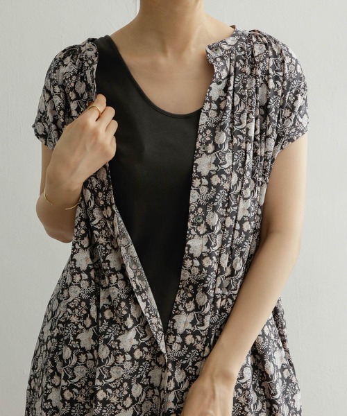 URBAN RESEARCH DOORS(アーバンリサーチドアーズ)の「タンクトップワンピース(ワンピース・レディース・チャコールグレー/グレー系その他/オフホワイト・ONE)」の9枚目の写真