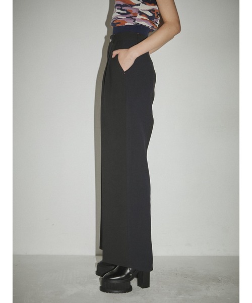 PAMEO POSE（パメオポーズ）の「Perfect Trousers（スラックス・レディース・カーキ/グレー/ブラック・LARGE/SMALL）」の12枚目の写真