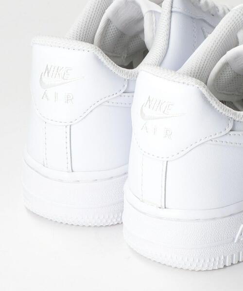 NIKE(ナイキ)の「<NIKE(ナイキ)> エアフォース 1 スニーカー(スニーカー・レディース・ホワイト/ベージュ/イエロー・23.5cm/22.5cm/25cm/24cm/24.5cm/23cm)」の5枚目の写真