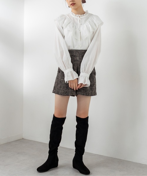 OLIVE des OLIVE（オリーブデオリーブ）の「Vフリルスタンドブラウス（シャツ/ブラウス・レディース・オフホワイト/ブラック/ライトブラウン・FREE）」の10枚目の写真