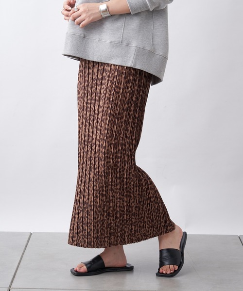 CIAOPANIC TYPY（チャオパニックティピー）の「カットプリーツIラインスカート（スカート・レディース・ブラック/ベージュ/パープル/ピンク/グリーン・ONE SIZE）」の11枚目の写真