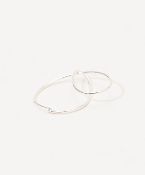 TOMORROWLAND (トゥモローランド)の「BAR JEWELLERY スクリューピアス(ピアス(両耳用)・レディース・シルバー系その他・FREE)」の4枚目の写真