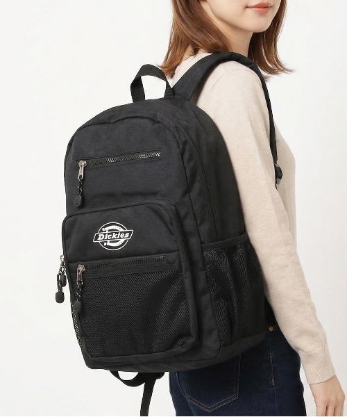 Dickies(ディッキーズ)の「【DICKIES/ディッキーズ】DK SQUARE POCKET BACK PACK/スクエアポケットバックパック(バックパック/リュック・レディース・レッド/ブラック・FREE)」の2枚目の写真