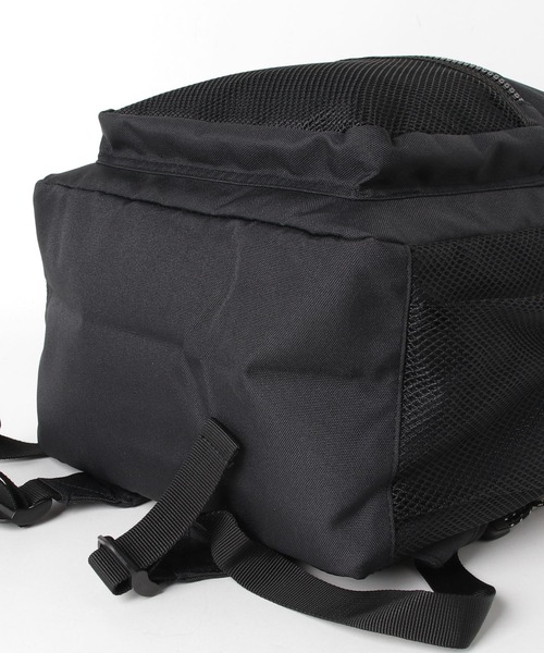 Dickies(ディッキーズ)の「【DICKIES/ディッキーズ】DK SQUARE POCKET BACK PACK/スクエアポケットバックパック(バックパック/リュック・レディース・レッド/ブラック・FREE)」の8枚目の写真