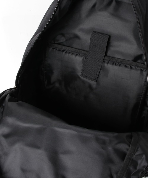 Dickies(ディッキーズ)の「【DICKIES/ディッキーズ】DK SQUARE POCKET BACK PACK/スクエアポケットバックパック(バックパック/リュック・レディース・レッド/ブラック・FREE)」の5枚目の写真