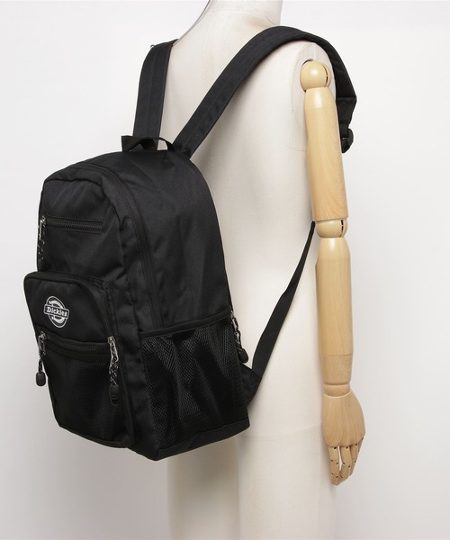 Dickies(ディッキーズ)の「【DICKIES/ディッキーズ】DK SQUARE POCKET BACK PACK/スクエアポケットバックパック(バックパック/リュック・レディース・レッド/ブラック・FREE)」の7枚目の写真